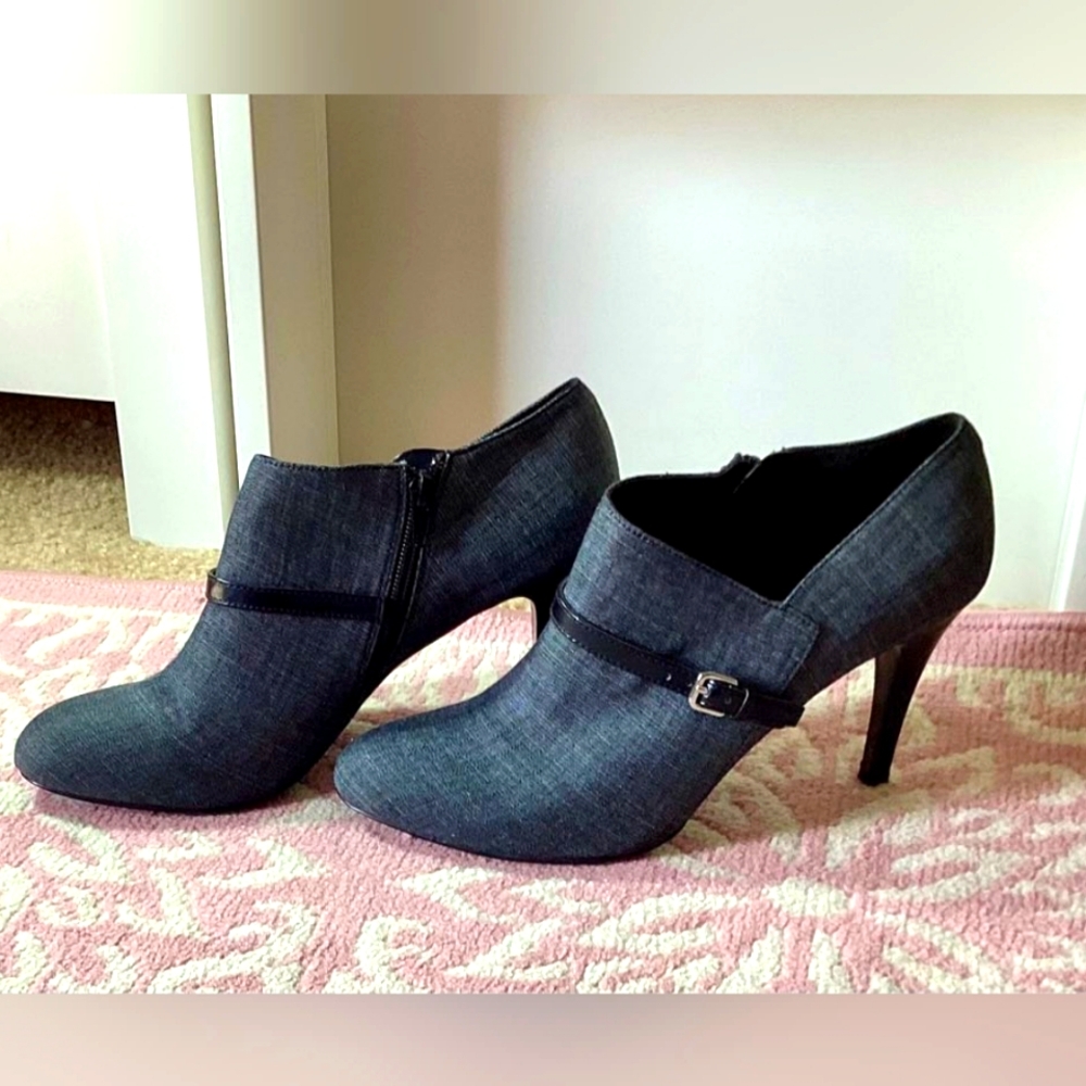 Nine West fabric ankle booties